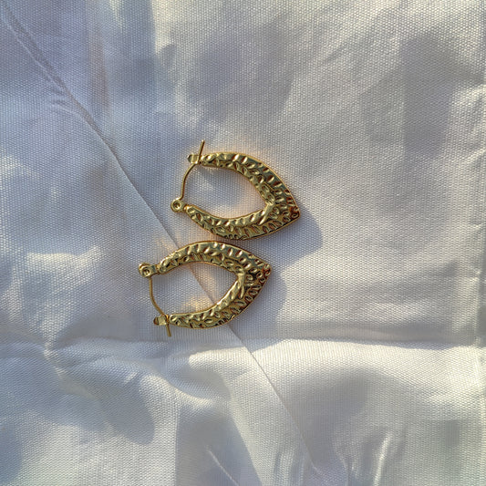 Vintage-Inspired V-Shaped Hoop Earring
