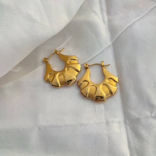 Petal Fan Hoop Earring