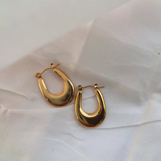 Glossy Teardrop Hoop Earring