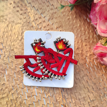 Sashakt Statement Earrings