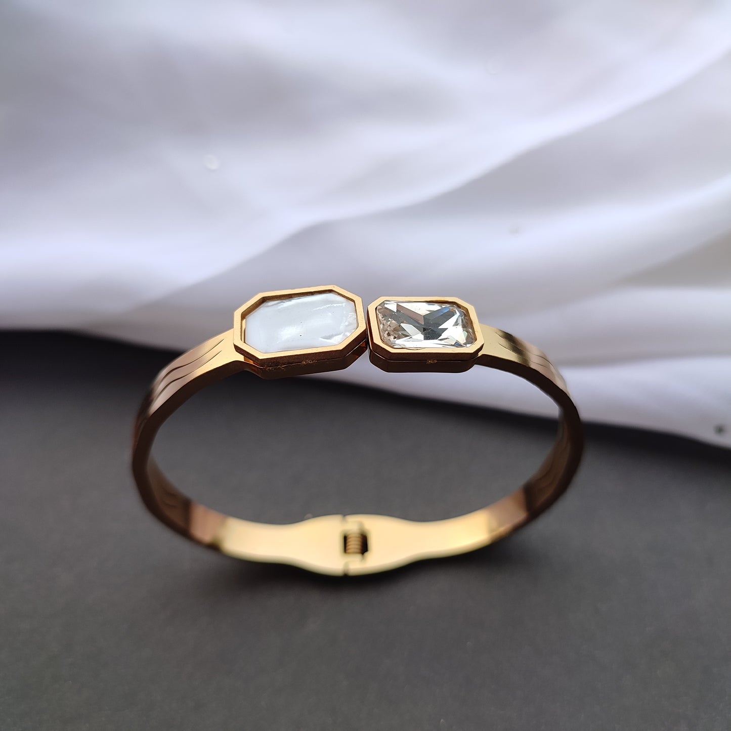 Hexaluxe Due Bracelet