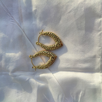 Vintage-Inspired V-Shaped Hoop Earring