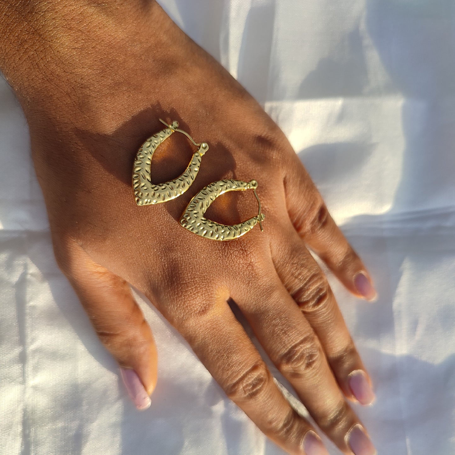 Vintage-Inspired V-Shaped Hoop Earring