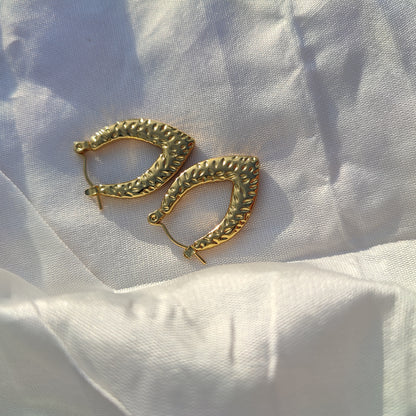 Vintage-Inspired V-Shaped Hoop Earring