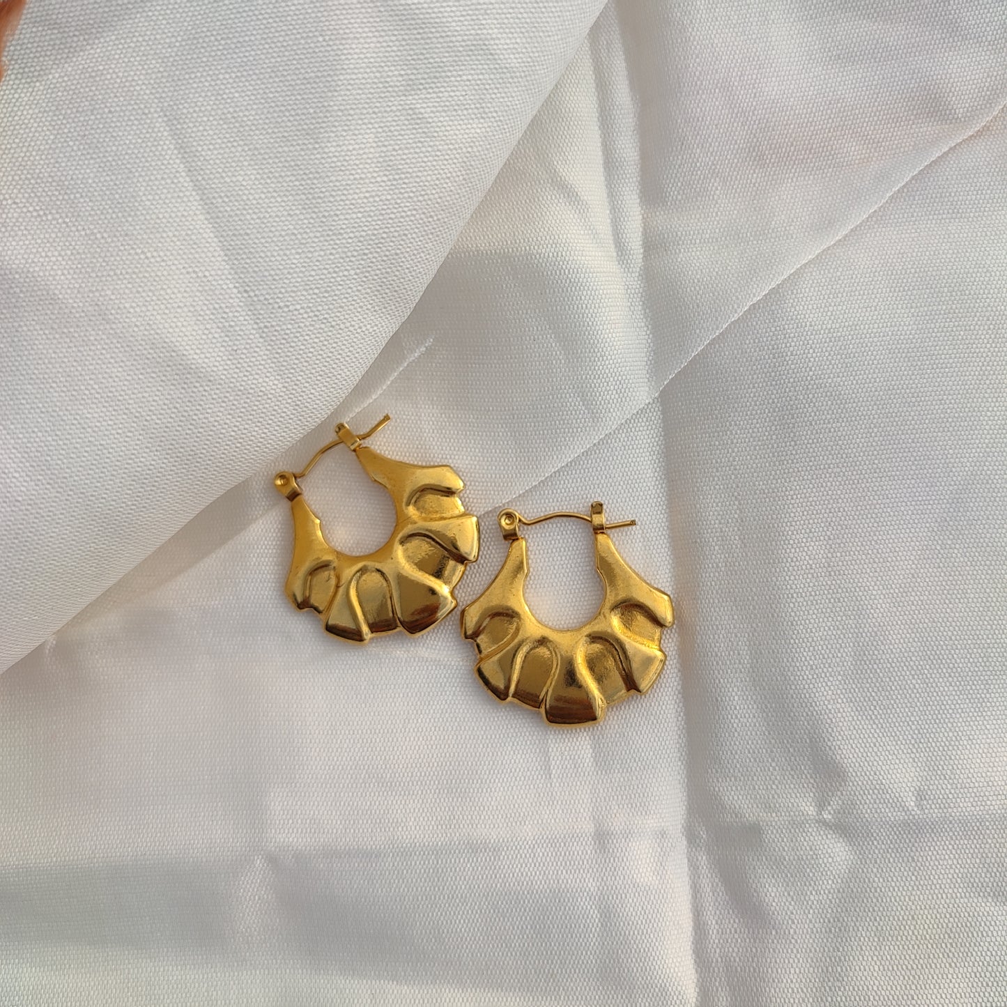 Petal Fan Hoop Earring