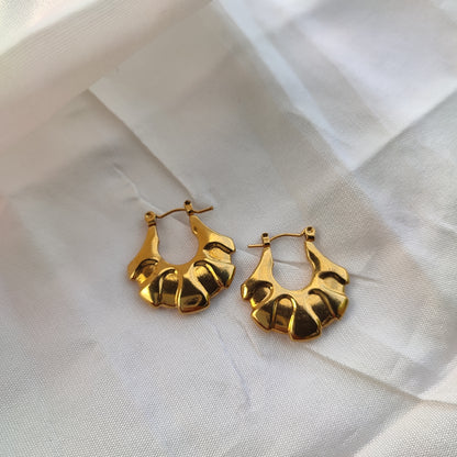 Petal Fan Hoop Earring